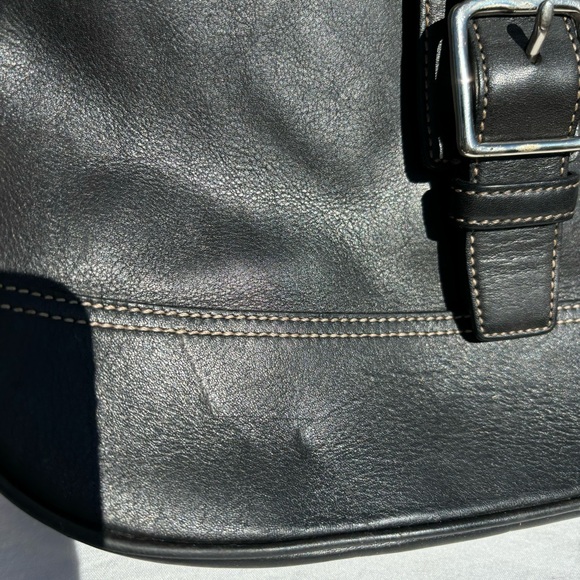 Black Leather Buckle Flap Zipper Shoulder Bag - Picture 3 of 16